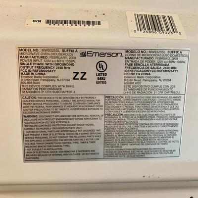 LOT 62 K: Emerson Microwave Model #MW9325SL