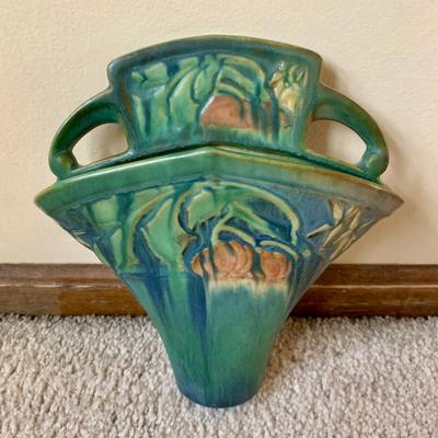 LOT 63 K: Roseville 1932 Green Wall Pocket & Unmarked Roseville Imperial Vase