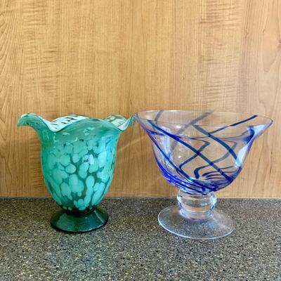 LOT 64 K: Signed Hand Blown Ruffled Rim Aqua & White Marbled Vase, Pasabahce Turkish Cobalt Blue Swirl Hand Blown Glass Footed Bowl,...