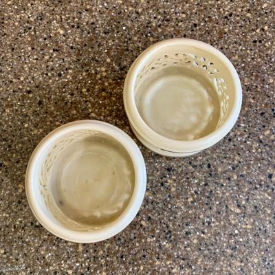 LOT 66 K: Lenox Collection: Votives, Daffodil Bud Vase, Gerbera Daisy Floral Blossoms Collection Vase, & Iris Masterpiece Vase