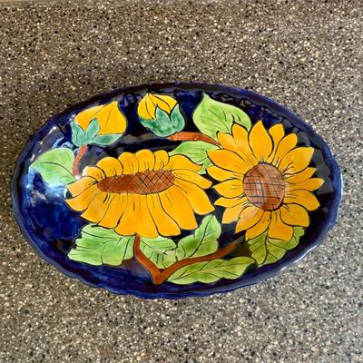 LOT 67 K: Yellow & Blue Floral Collector Plate Home Decor Collection