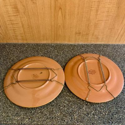 LOT 68 K & L: Yellow & Blue Fruit Collector Plate Home Decor Collection