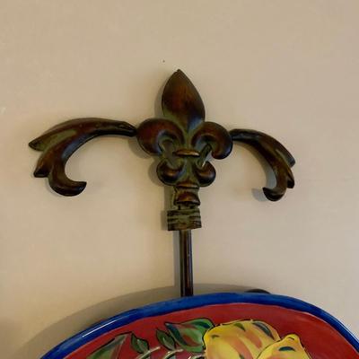 LOT 68 K & L: Yellow & Blue Fruit Collector Plate Home Decor Collection