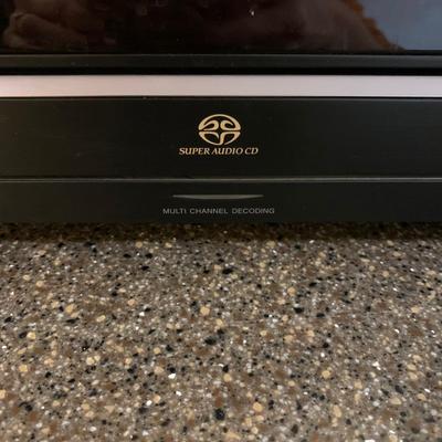 LOT 71 L: Sony Super Audio CD Player Model #SCD-CE595