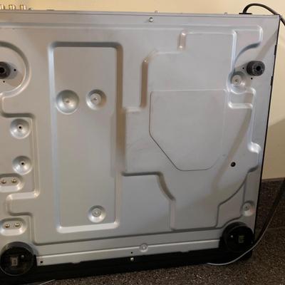 LOT 71 L: Sony Super Audio CD Player Model #SCD-CE595