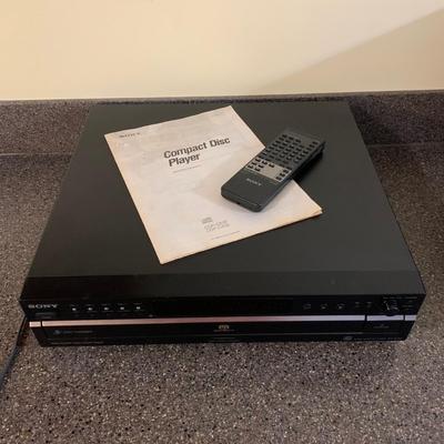 LOT 71 L: Sony Super Audio CD Player Model #SCD-CE595