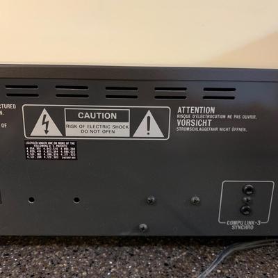 LOT 72 L: JVC Double Cassette Deck Model #TD-W209