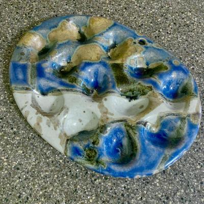 LOT 74 K: Blue & White Pottery Collection: Foo Dog & Blossoms Chinese Ginger Jar, Louisville Stoneware Smithsonian Institute...