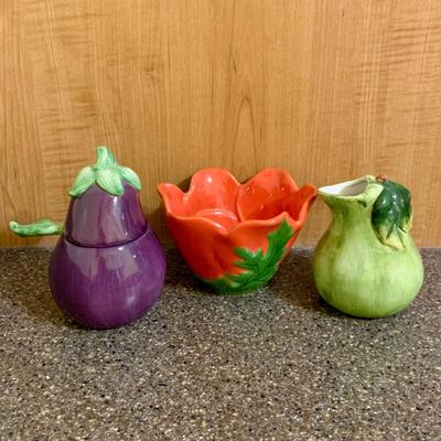 LOT 75 K: Goldendawn Johnson Bros. English Pale Yellow China Set & Ceramic Fruit Kitchenware