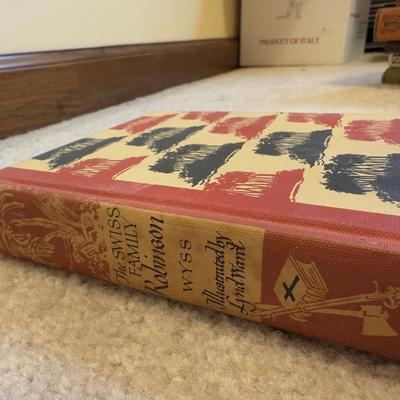 LOT 103B: Antique 1917 Hans Brinker or The Silver Skates by Mary Mapes Dodge, 1954 Grimm's Fairy Tales, 1941 Aesop's Fables,...