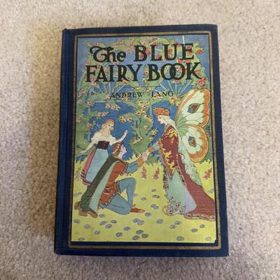 LOT 105B: Vintage 1930 Andrew Lang’ Red & Blue Fairy Books