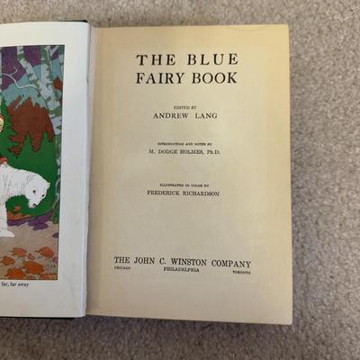 LOT 105B: Vintage 1930 Andrew Lang’ Red & Blue Fairy Books
