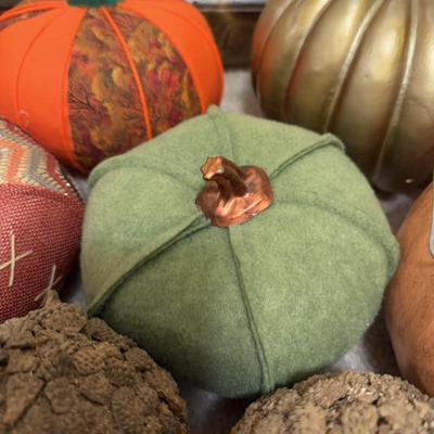 LOT 109B: Huge Lot of Halloween & Autumnal Home Decor