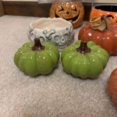 LOT 109B: Huge Lot of Halloween & Autumnal Home Decor