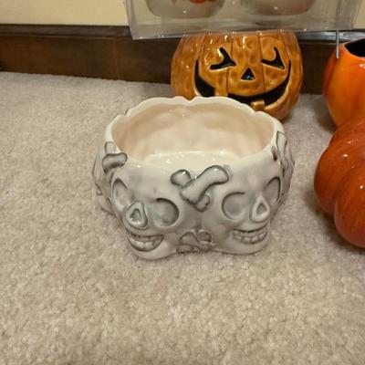 LOT 109B: Huge Lot of Halloween & Autumnal Home Decor