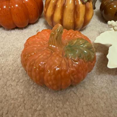 LOT 109B: Huge Lot of Halloween & Autumnal Home Decor