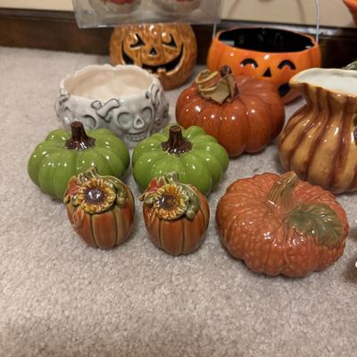 LOT 109B: Huge Lot of Halloween & Autumnal Home Decor