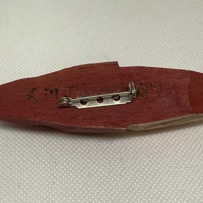 LOT 112J: Collection of Pins & Brooches