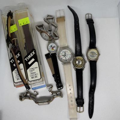 LOT 113J: Watches & Watchbands - Bugs Bunny Armitron Quartz, Rumours & More