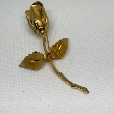 LOT 114J: Collection of Brooches & Delicate Pendants