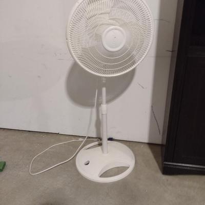Galaxy 17" Oscillating Floor Fan
