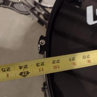 Ludwig 5 Piece Drum Set with Cymbals and Stool