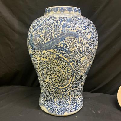 Blue and White Porcelain Ginger Jar w/ Lid (2058L-MG)