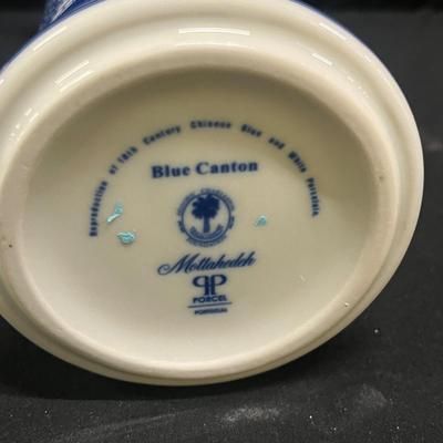 Reproduction of 18th Century Chinese Blue & White Porcelain Vases (2058L-MG)