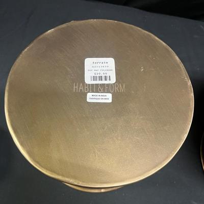 Six Habit & Form Metal Pots (2058L-MG)