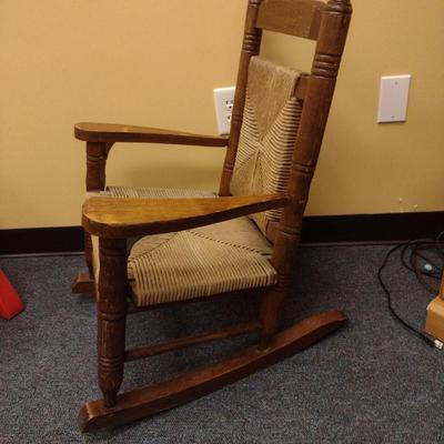 Wooden Rocking Chair with Rush Seat and Back