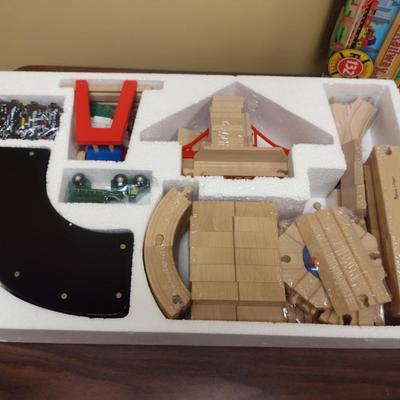 Melissa & Doug Wooden Railway Set