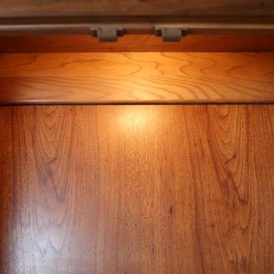 HICKORY Solid Wood China Hutch