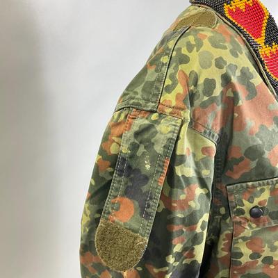 251 Bitter Grace Maillot Camo Snap Button Jacket Size L