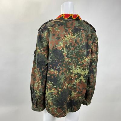 251 Bitter Grace Maillot Camo Snap Button Jacket Size L