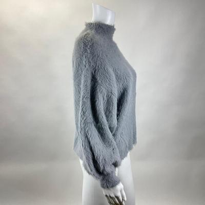 265 Line Dot Gray Faux Fur Sweater Size L