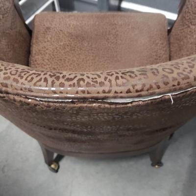 Pair of Vintage Baker Barrel Chairs (1018BR-KD)