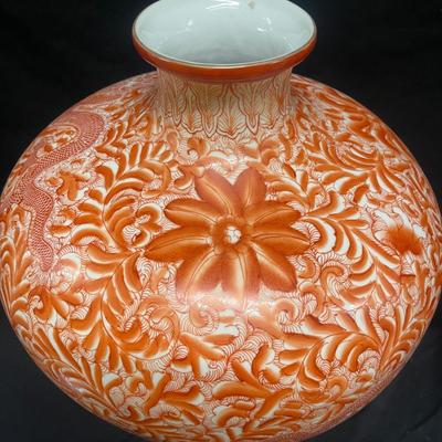 Red and White Porcelain Vase w/ Imperial Dragon (1020FR-MG)