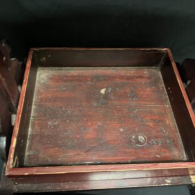 Red Lacquered Three Tiered Travelling Box (1020CR-MG)