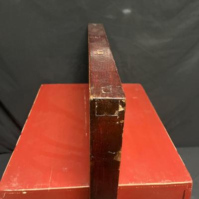 Red Lacquered Three Tiered Travelling Box (1020CR-MG)