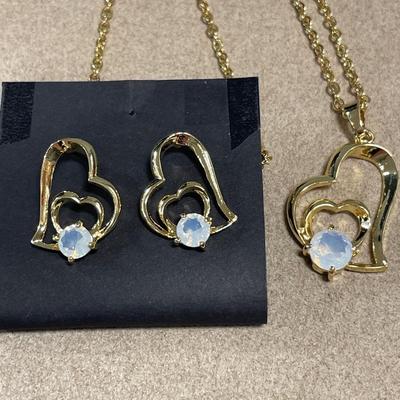 Heart necklace and earrings set