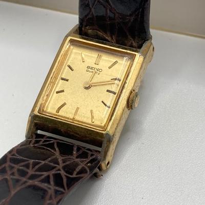 LOT 31: Watch and Watch Parts Collection - Seiko, Lucky, Anne Klein, Kenneth Cole and More