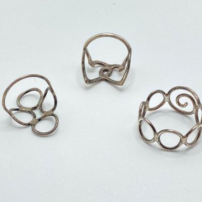 LOT 38: Sterling Ring Collection - Onyx, Hand Crafted and Faux Stone (Sizes 5.5 to 9)