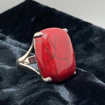 LOT 38: Sterling Ring Collection - Onyx, Hand Crafted and Faux Stone (Sizes 5.5 to 9)