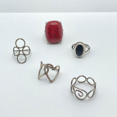 LOT 38: Sterling Ring Collection - Onyx, Hand Crafted and Faux Stone (Sizes 5.5 to 9)