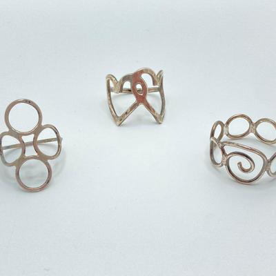 LOT 38: Sterling Ring Collection - Onyx, Hand Crafted and Faux Stone (Sizes 5.5 to 9)