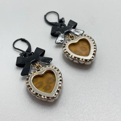 LOT 39: Betsey Johnson Jewelry Collection