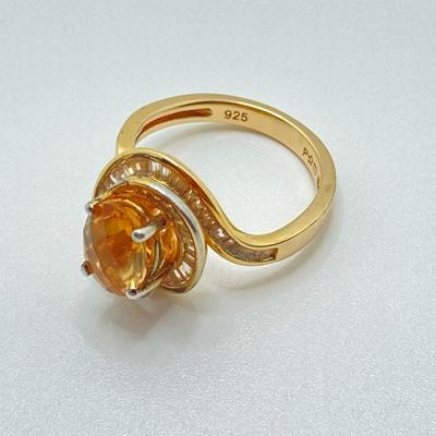 LOT 42: Sterling / Gold Vermeil Topaz Ring - Sz 7.5