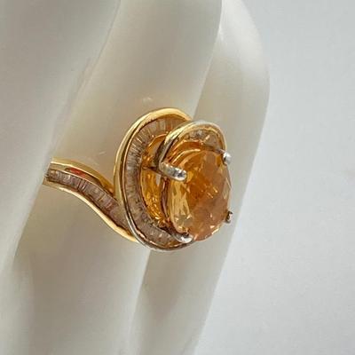 LOT 42: Sterling / Gold Vermeil Topaz Ring - Sz 7.5