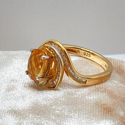 LOT 42: Sterling / Gold Vermeil Topaz Ring - Sz 7.5