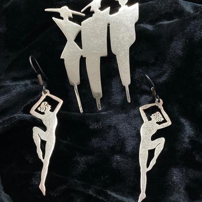 LOT 112: Vintage Sterling Brooch and Taxco Earrings